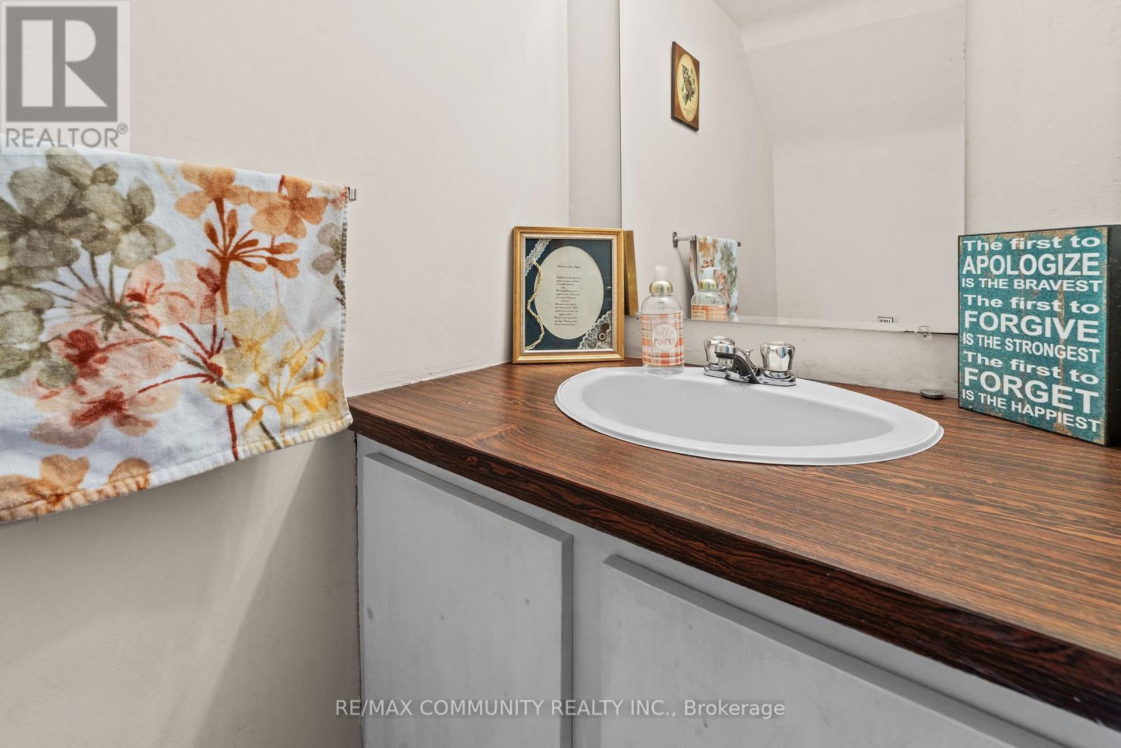 210-216 Homestead Crescent, London North, Ontario  N6G 2E5 - Photo 19 - X12432607