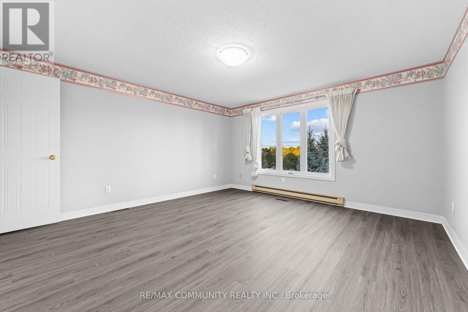 210-216 Homestead Crescent, London North, Ontario  N6G 2E5 - Photo 24 - X12432607