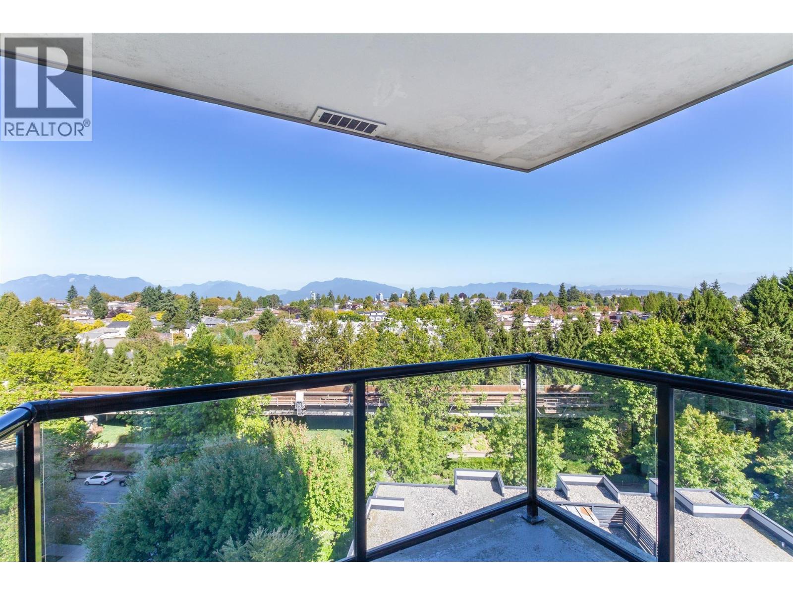 1009 5380 Oben Street, Vancouver, British Columbia  V5R 6H7 - Photo 1 - R3053113