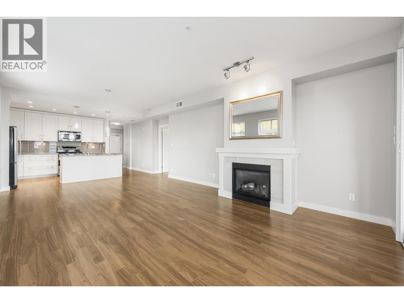 307 5099 Springs Boulevard, Delta, British Columbia  V4M 0A2 - Photo 10 - R3053120