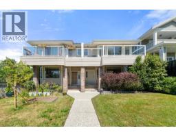 2 460 W 6TH STREET, North Vancouver, British Columbia