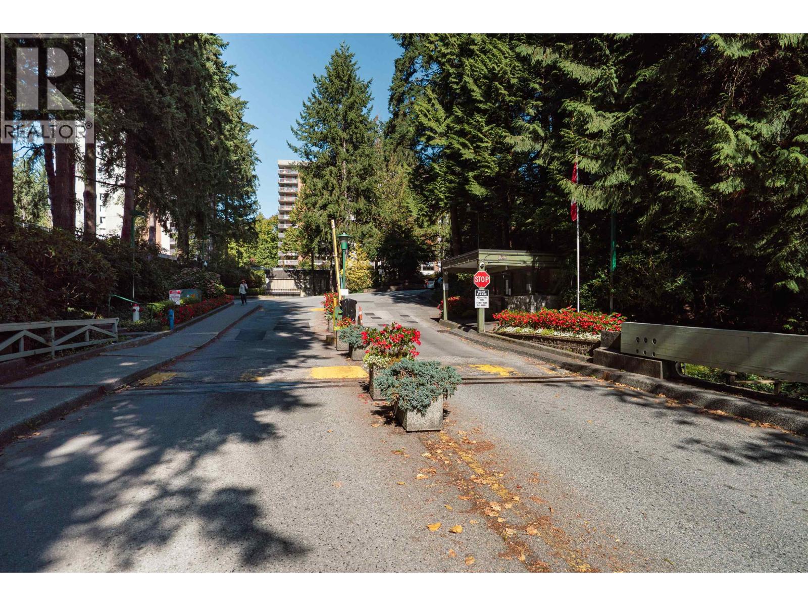 1404 2008 Fullerton Avenue, North Vancouver, British Columbia  V7P 3G7 - Photo 32 - R3053146