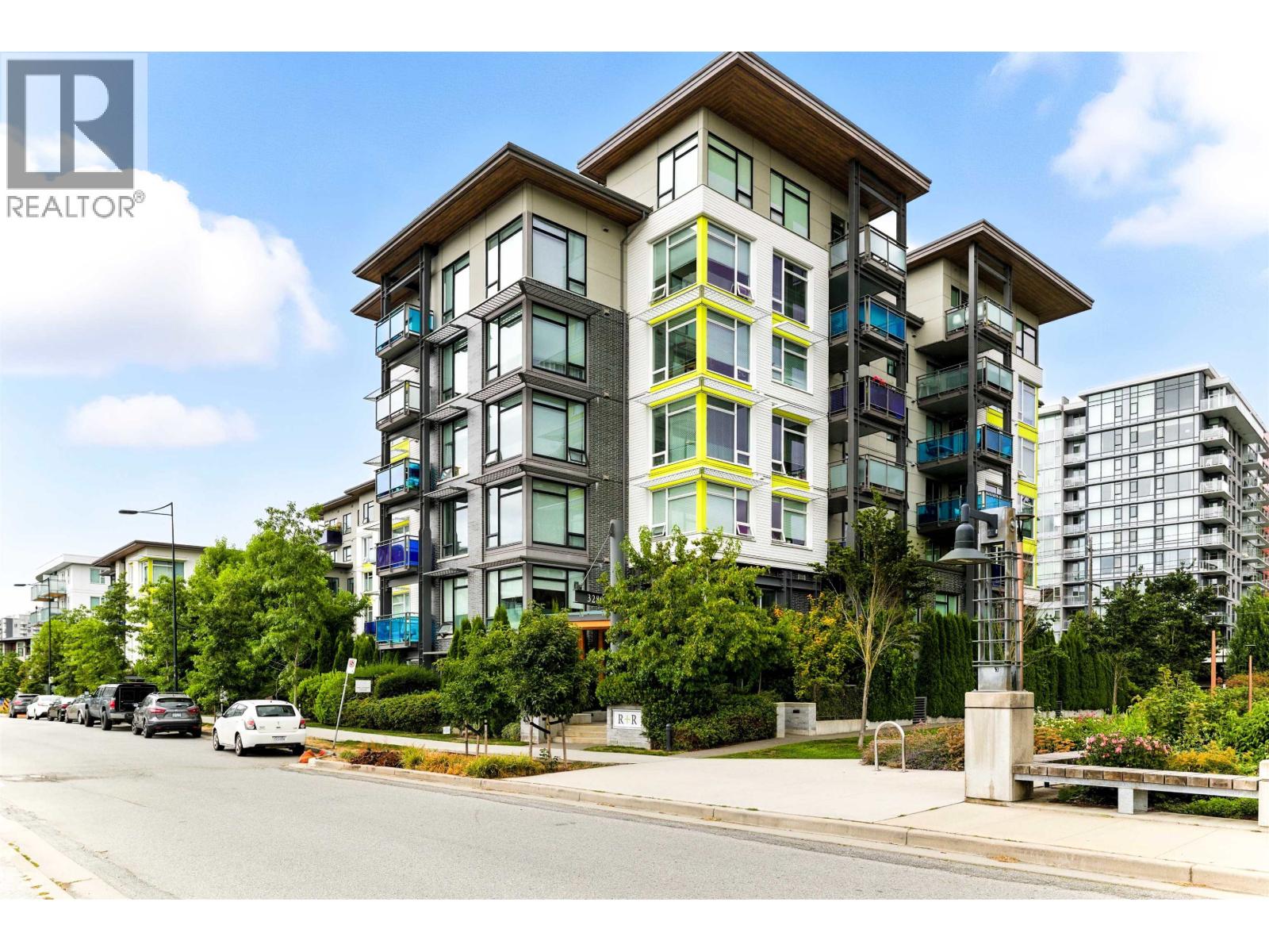 207 3289 Riverwalk Avenue, Vancouver, British Columbia  V5S 0G2 - Photo 1 - R3053155