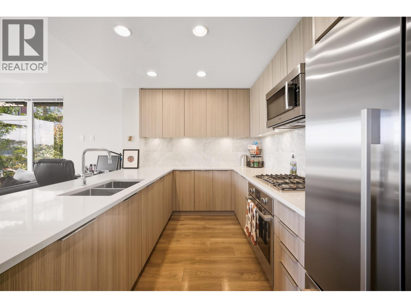 207 3289 Riverwalk Avenue, Vancouver, British Columbia  V5S 0G2 - Photo 3 - R3053155