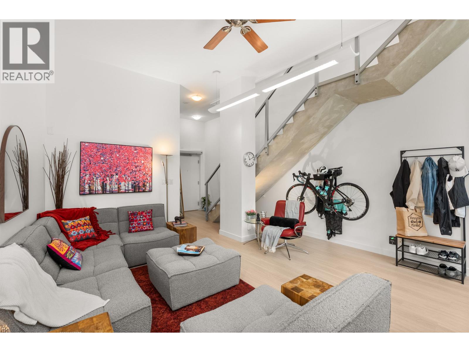 817 CAMBIE STREET, Vancouver, British Columbia