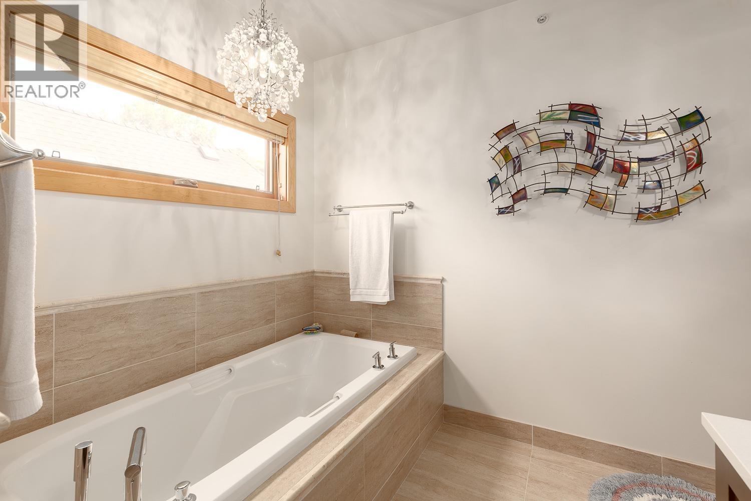 3230 W 31st Avenue, Vancouver, British Columbia  V6L 2A7 - Photo 17 - R3053159