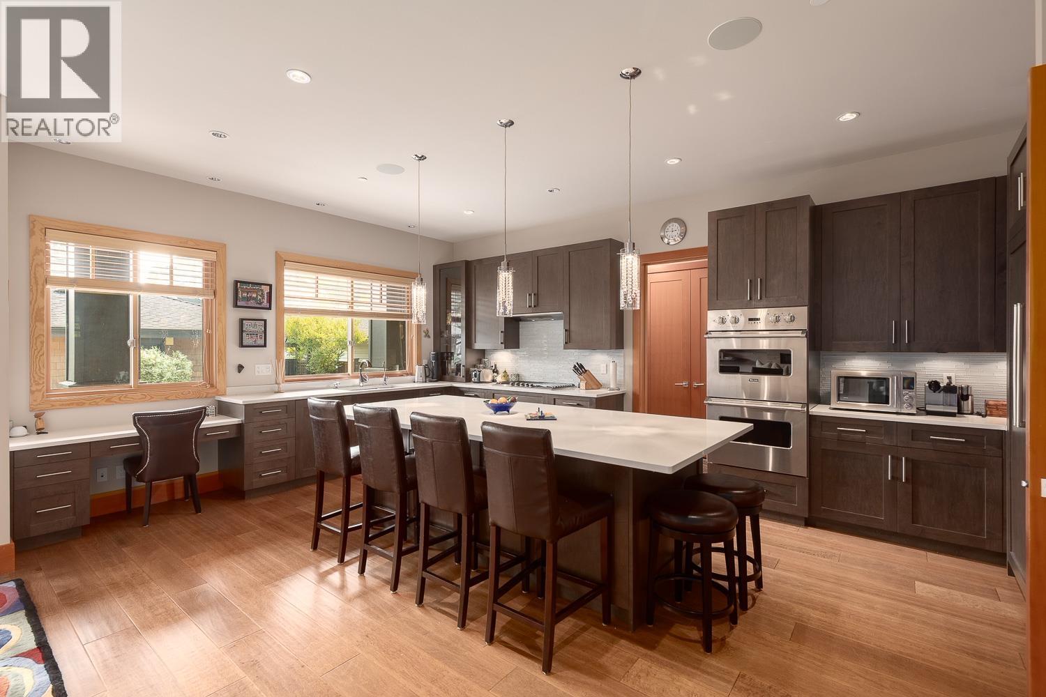3230 W 31st Avenue, Vancouver, British Columbia  V6L 2A7 - Photo 6 - R3053159