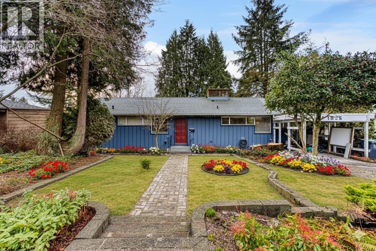 1025 RIDGEWOOD DRIVE, North Vancouver, British Columbia