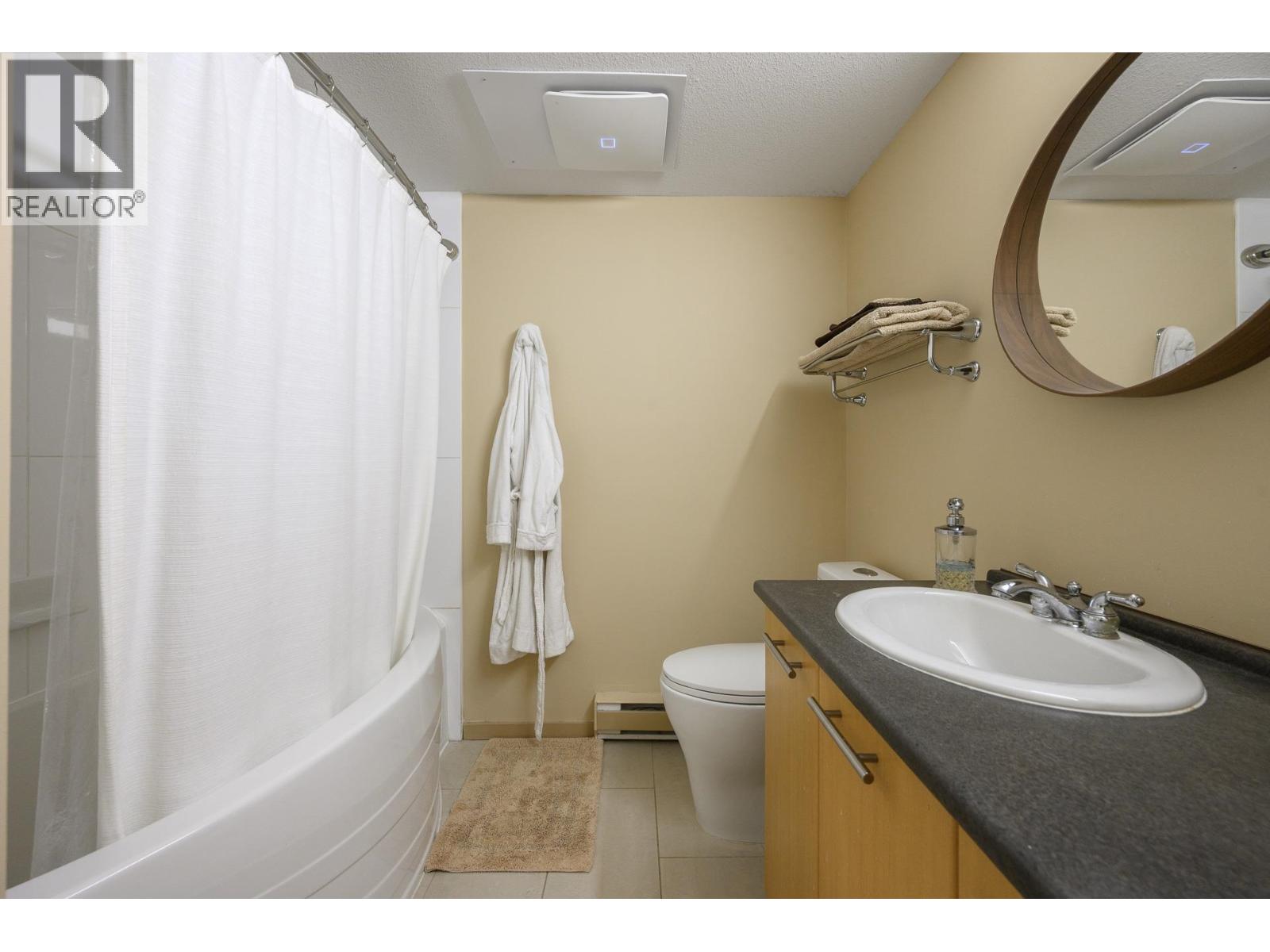 210 9319 University Crescent, Burnaby, British Columbia  V5A 4Y5 - Photo 20 - R3053105