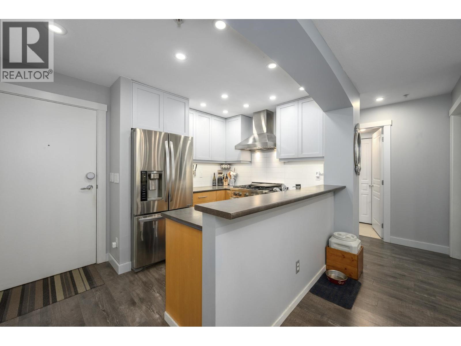 210 9319 University Crescent, Burnaby, British Columbia  V5A 4Y5 - Photo 11 - R3053105
