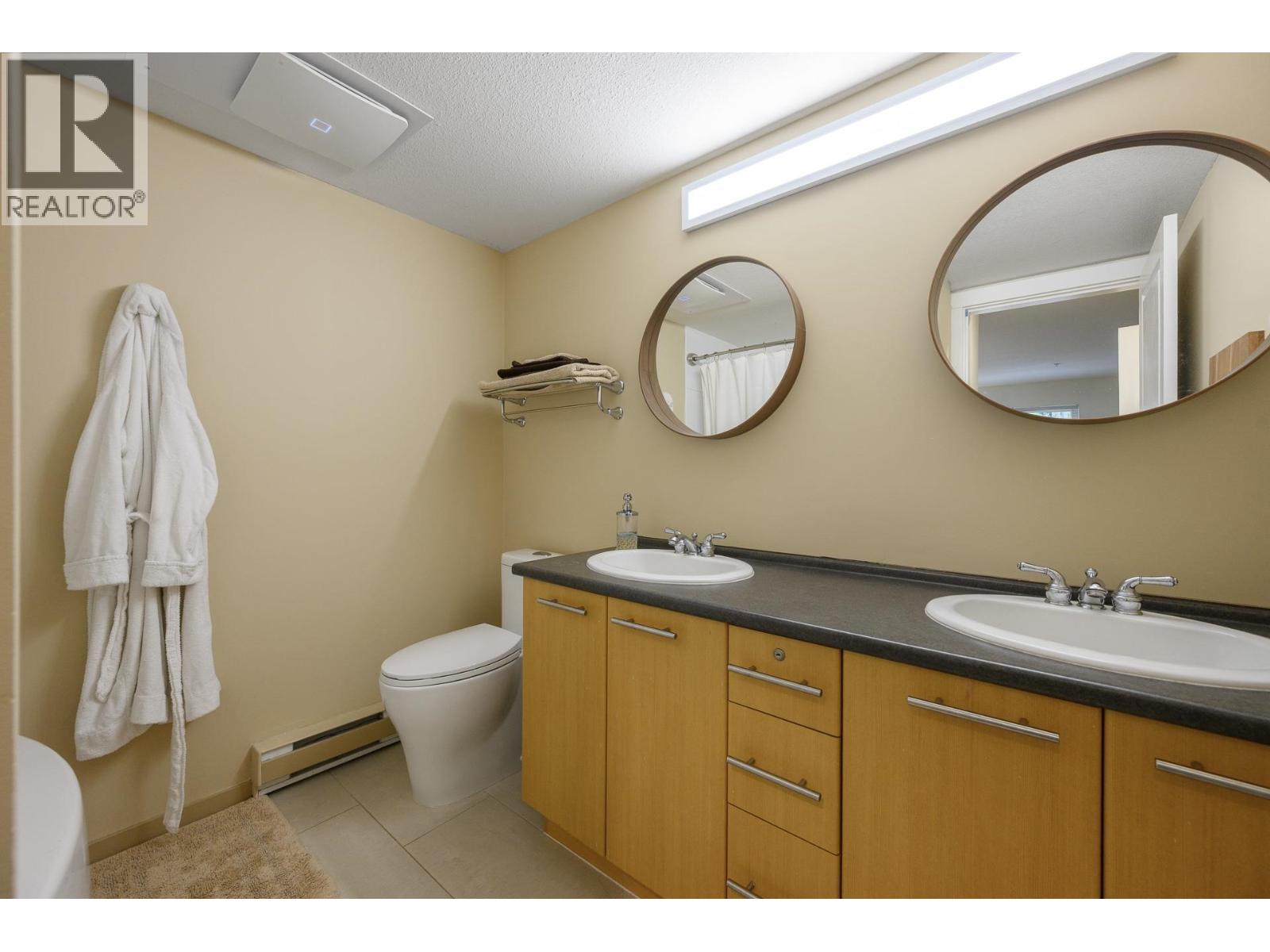 210 9319 University Crescent, Burnaby, British Columbia  V5A 4Y5 - Photo 19 - R3053105