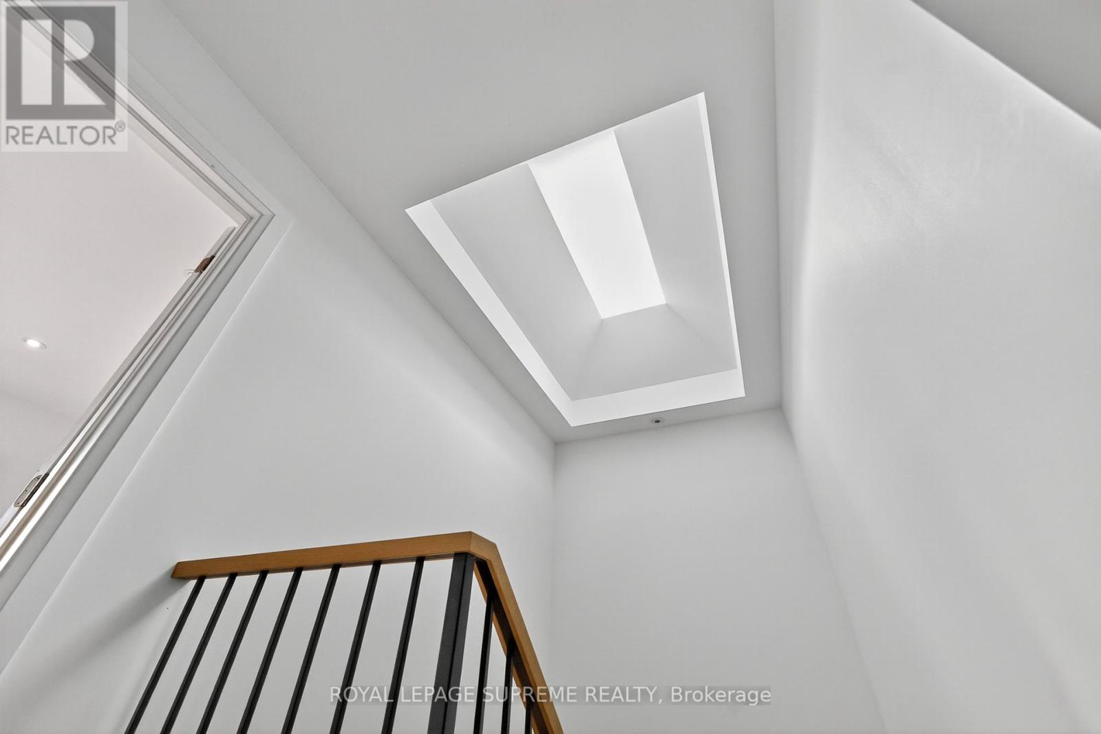 24 York Avenue, Toronto, Ontario  M6N 2V2 - Photo 31 - W12432640