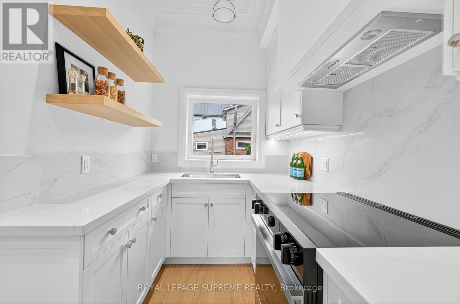 24 York Avenue, Toronto, Ontario  M6N 2V2 - Photo 27 - W12432640