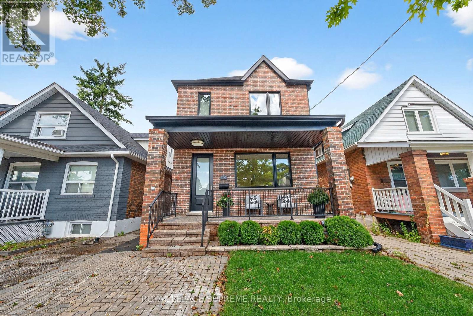 24 York Avenue, Toronto, Ontario  M6N 2V2 - Photo 2 - W12432640
