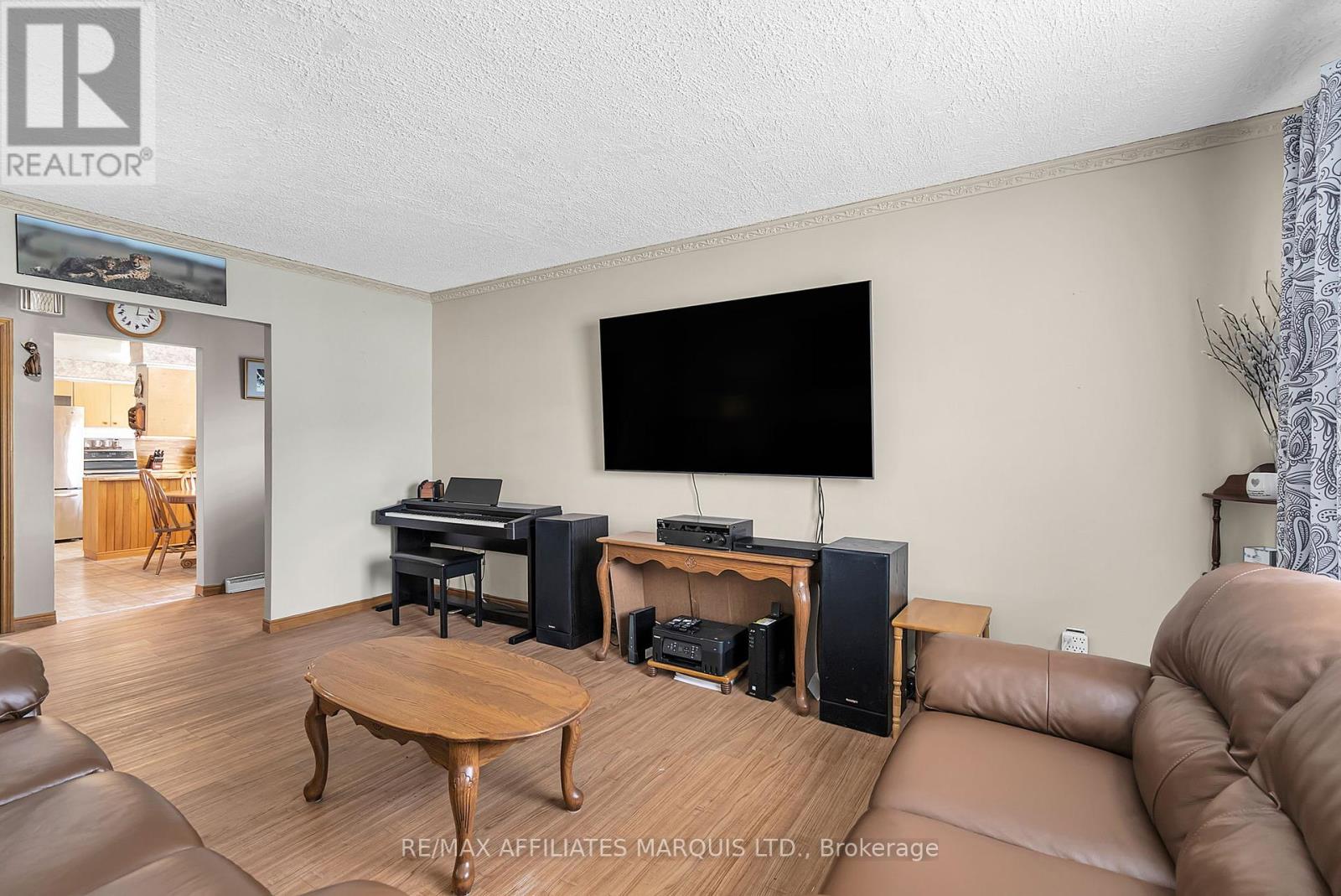 116 Lottie Avenue, Cornwall, Ontario  K6J 3M4 - Photo 12 - X12432660
