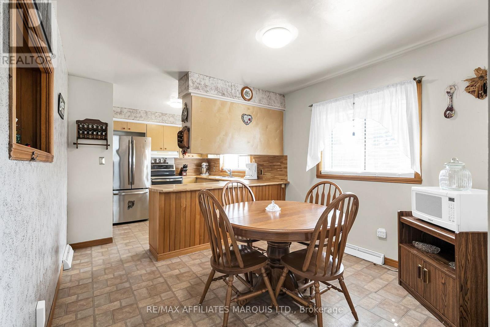116 Lottie Avenue, Cornwall, Ontario  K6J 3M4 - Photo 9 - X12432660