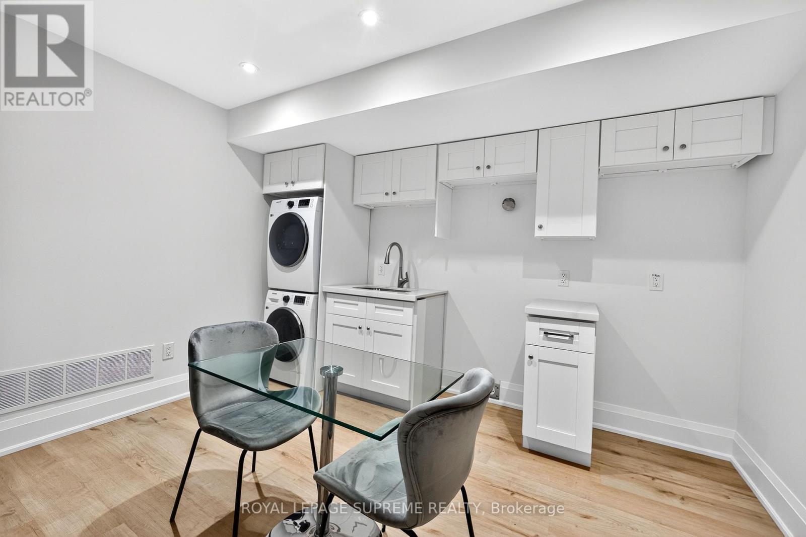 24 York Avenue, Toronto, Ontario  M6N 2V2 - Photo 46 - W12432640