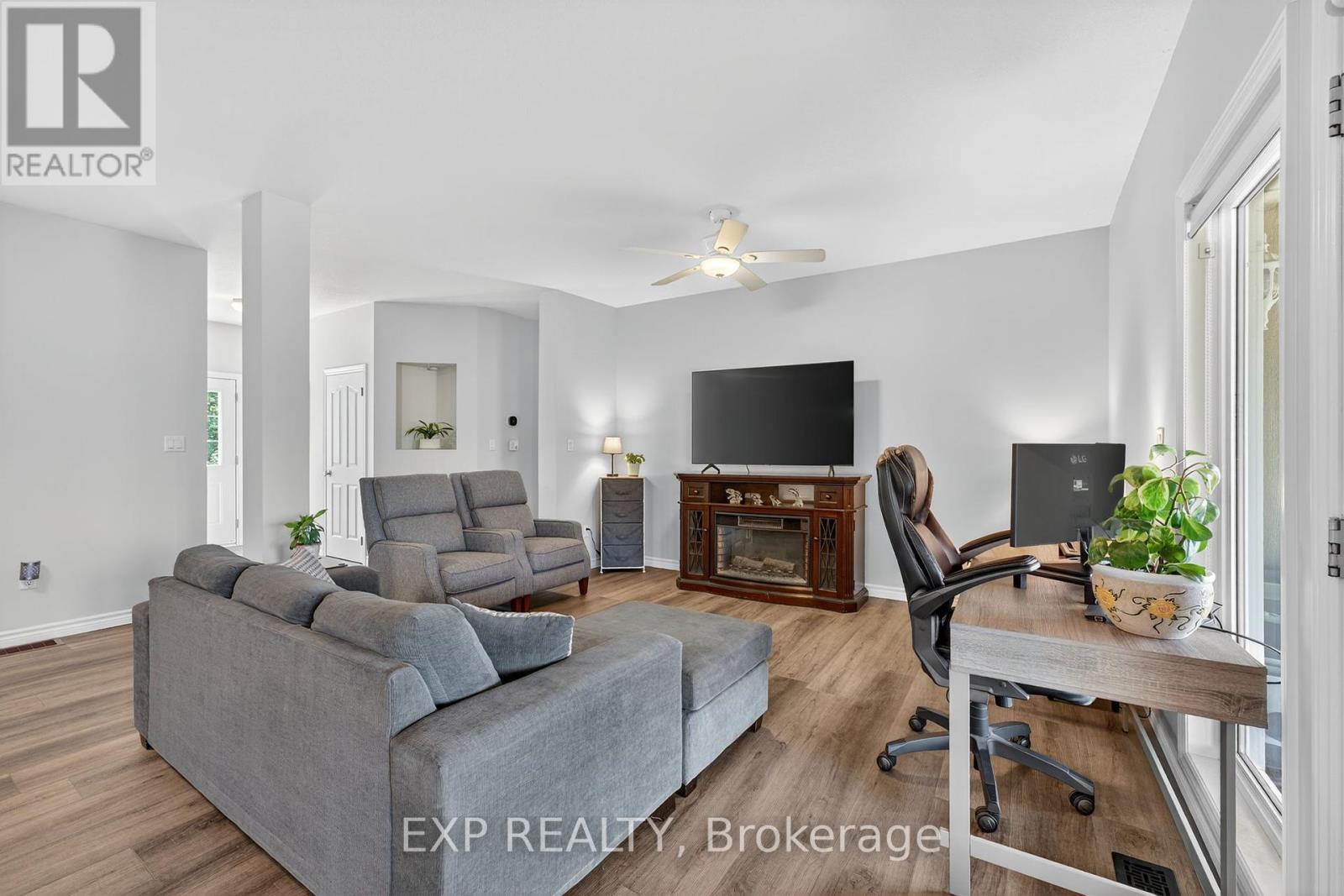 92 Tate's Bay Road, Trent Lakes, Ontario  K0M 1A0 - Photo 2 - X12314179