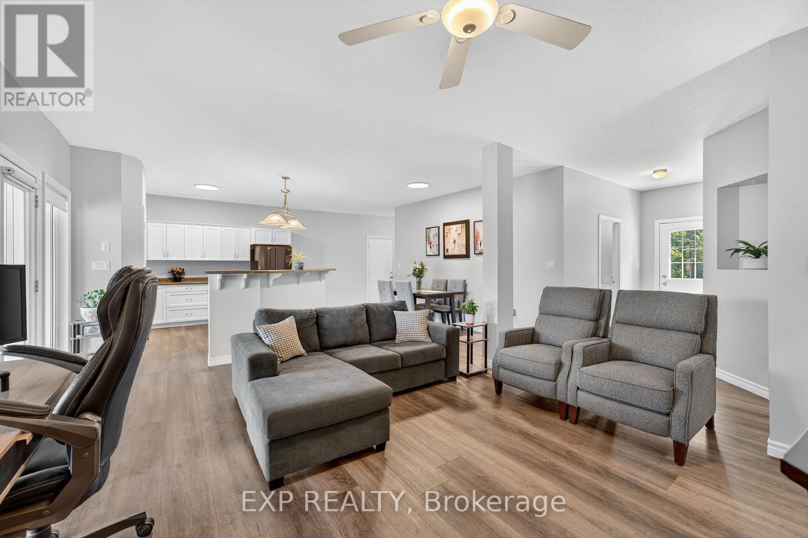 92 Tate's Bay Road, Trent Lakes, Ontario  K0M 1A0 - Photo 4 - X12314179