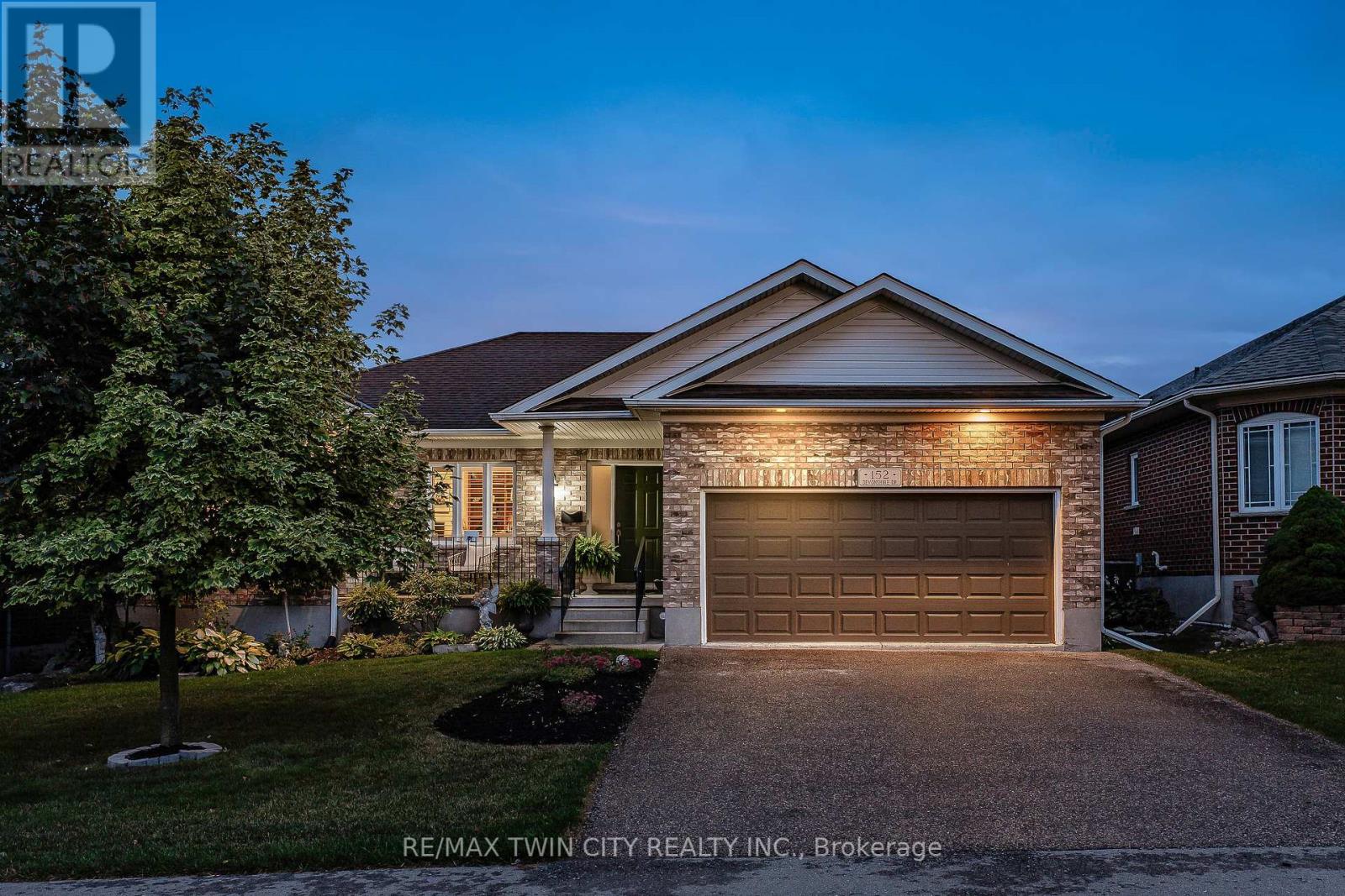18 - 152 Devonshire Drive, Wilmot, Ontario  N3A 4J7 - Photo 2 - X12369181