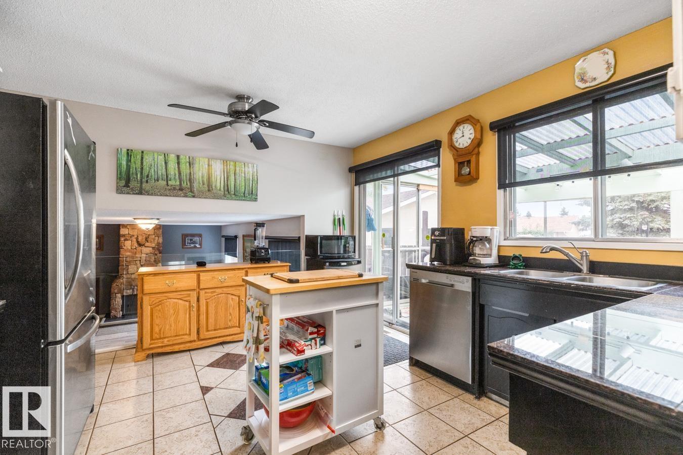 115 Glenridge Pl, Sherwood Park, Alberta  T8A 3A3 - Photo 8 - E4459964