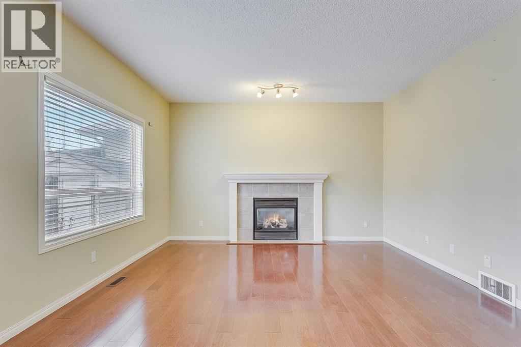 596 Cougar Ridge Drive Sw, Calgary, Alberta  T3H 5A4 - Photo 9 - A2216232