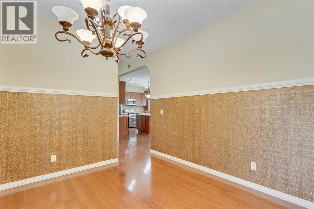 596 Cougar Ridge Drive Sw, Calgary, Alberta  T3H 5A4 - Photo 6 - A2216232