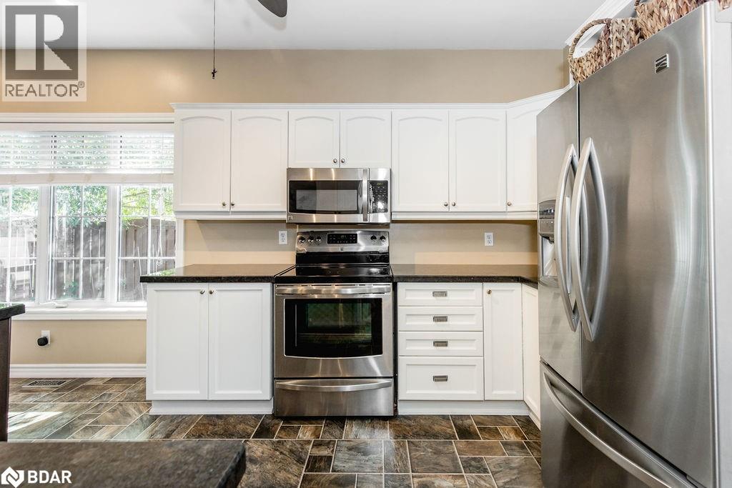 1 Bloxham Place, Barrie, Ontario  L4N 9K3 - Photo 18 - 40773746