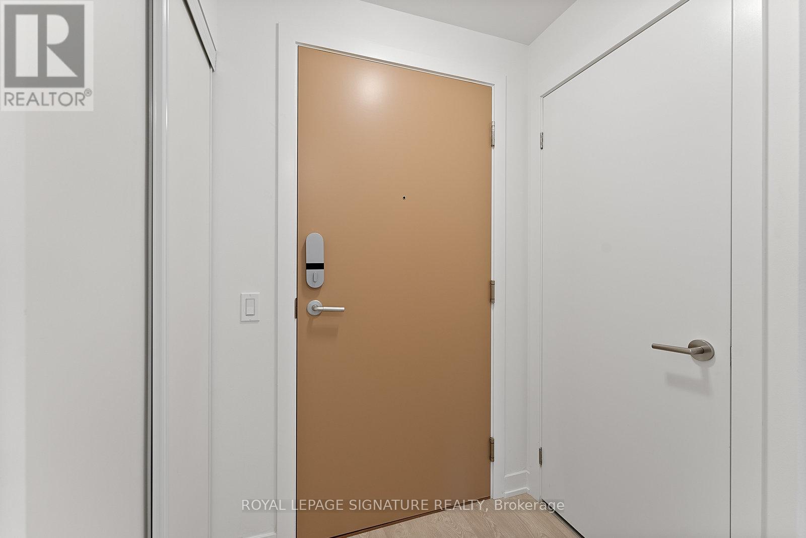 412 - 1 Kyle Lowry Road, Toronto, Ontario  M3C 0S6 - Photo 3 - C12432671