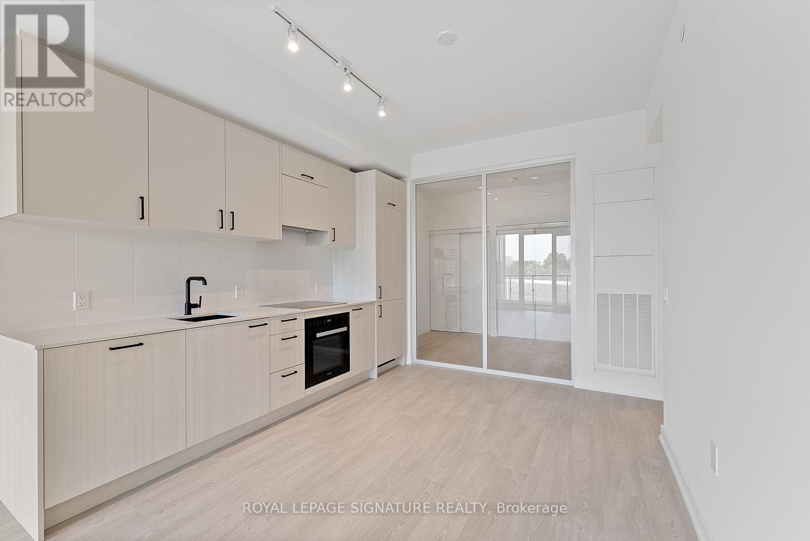 412 - 1 Kyle Lowry Road, Toronto, Ontario  M3C 0S6 - Photo 7 - C12432671