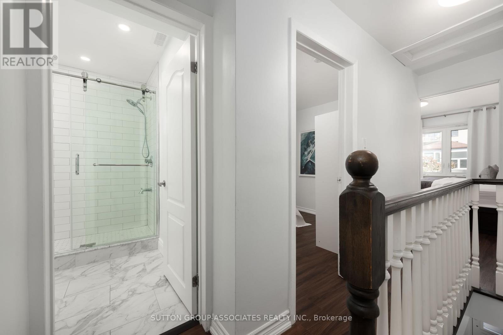 138a Cedric Avenue, Toronto, Ontario  M6C 3X8 - Photo 13 - C12432680
