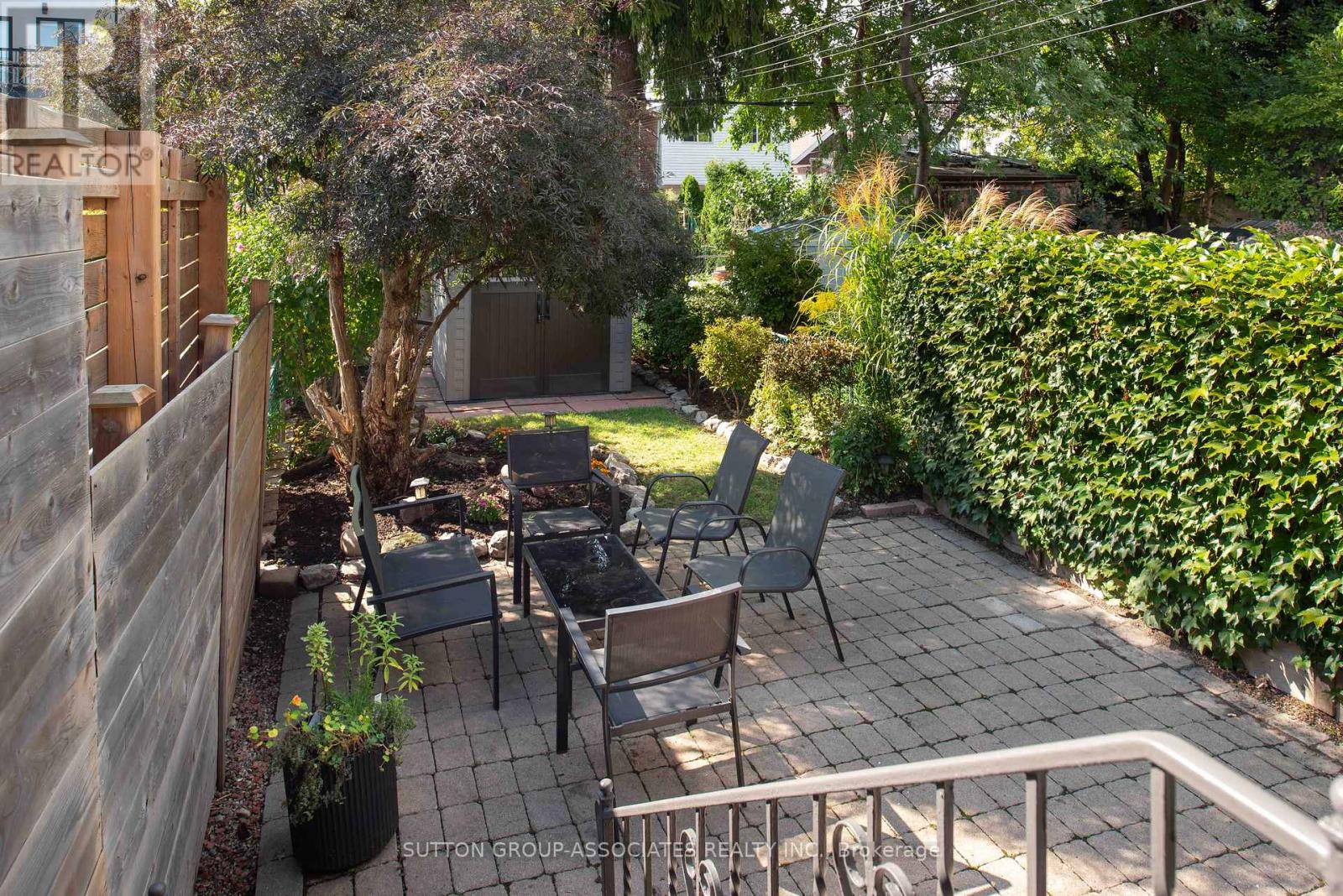 138a Cedric Avenue, Toronto, Ontario  M6C 3X8 - Photo 28 - C12432680