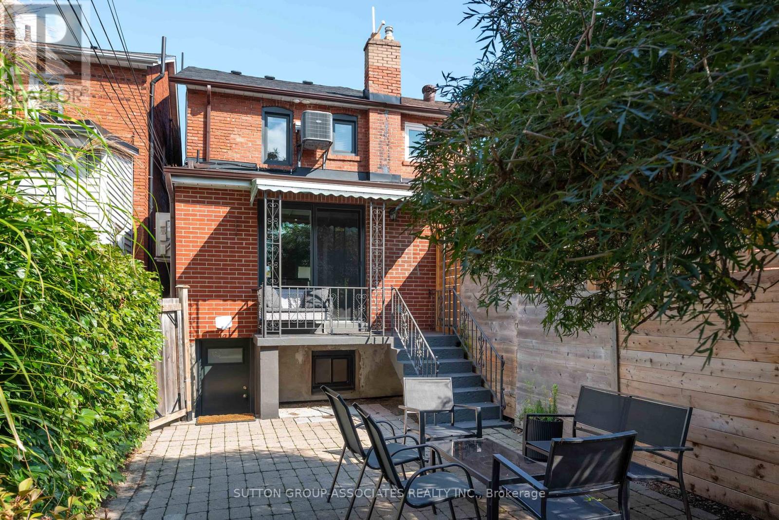 138a Cedric Avenue, Toronto, Ontario  M6C 3X8 - Photo 31 - C12432680
