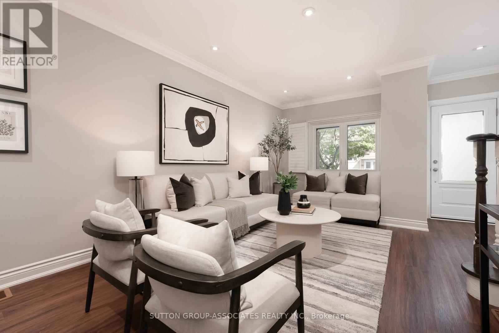138a Cedric Avenue, Toronto, Ontario  M6C 3X8 - Photo 5 - C12432680