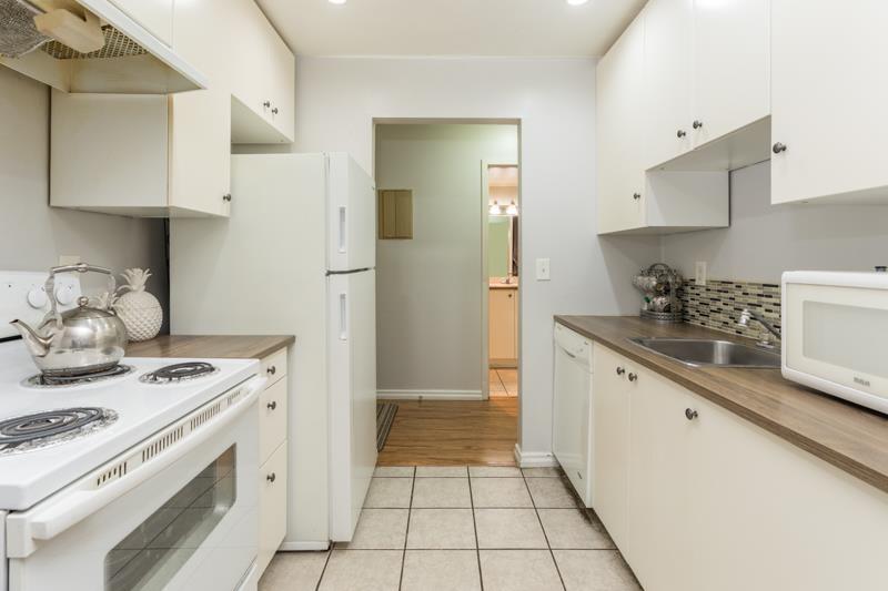 308 10468 148 Street, Surrey, British Columbia  V3R 8T1 - Photo 5 - R3053239