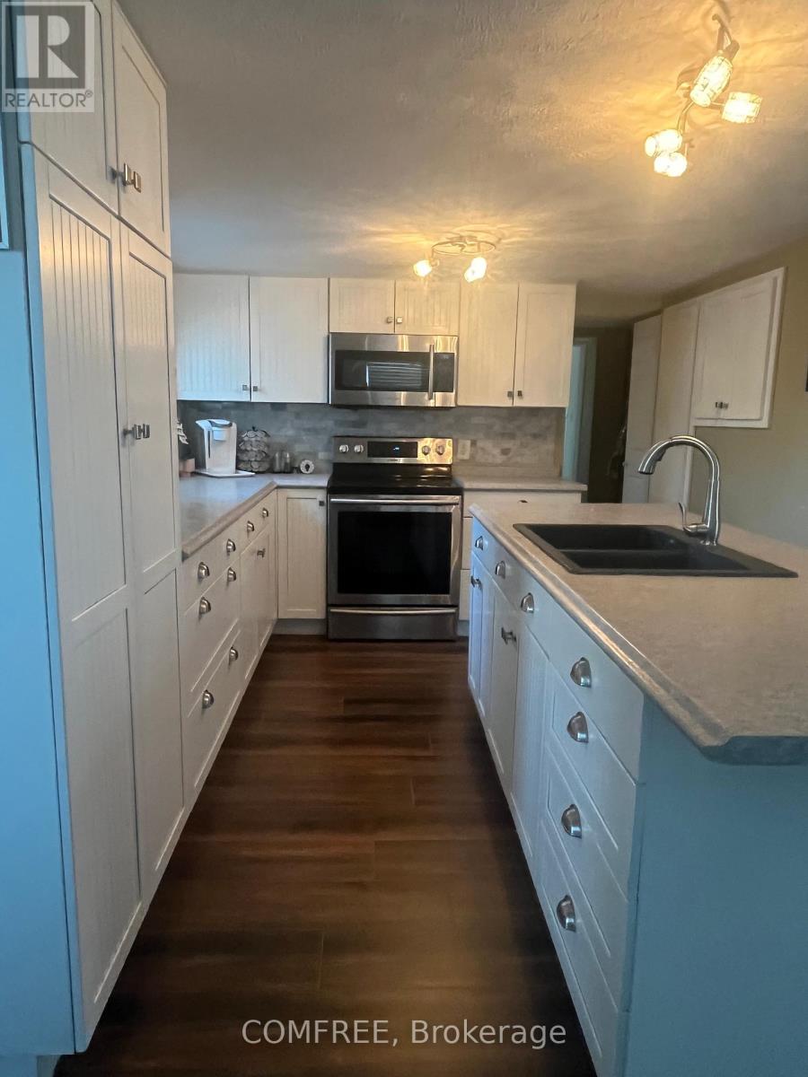 40 Rear Erie Boulevard, Norfolk (Long Point), Ontario  N0E 1M0 - Photo 5 - X12432770