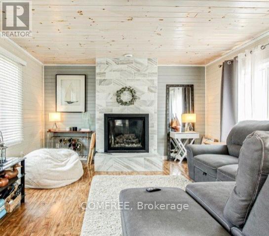 40 Rear Erie Boulevard, Norfolk (Long Point), Ontario  N0E 1M0 - Photo 9 - X12432770