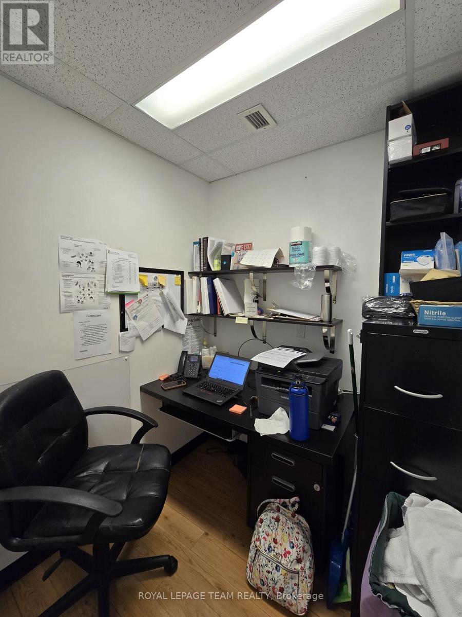 203 - 1637 Woodroffe Avenue, Ottawa, Ontario  K2G 1W2 - Photo 13 - X12432798