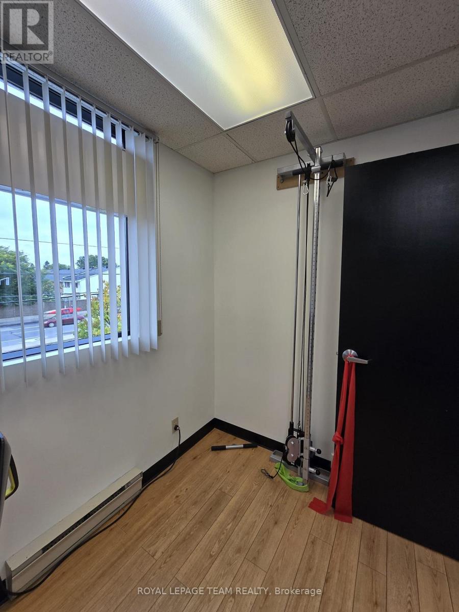 203 - 1637 Woodroffe Avenue, Ottawa, Ontario  K2G 1W2 - Photo 15 - X12432798