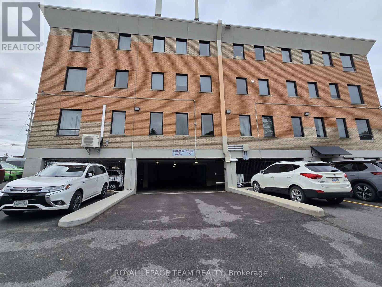 203 - 1637 Woodroffe Avenue, Ottawa, Ontario  K2G 1W2 - Photo 3 - X12432798