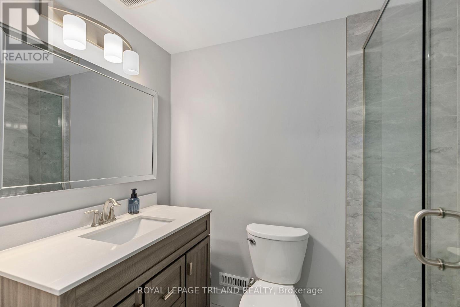 1573 Drew Street, London East, Ontario  N5V 0C3 - Photo 18 - X12432716