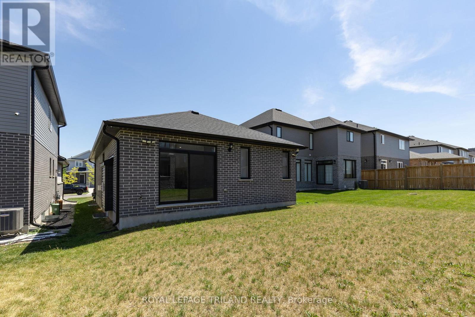 1573 Drew Street, London East, Ontario  N5V 0C3 - Photo 23 - X12432716