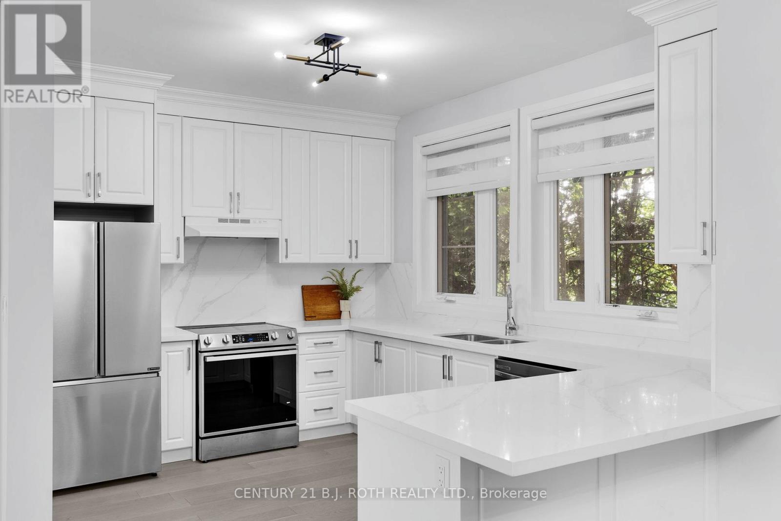 23 - 260 Eagle Street, Newmarket, Ontario  L3Y 1K1 - Photo 14 - N12432662