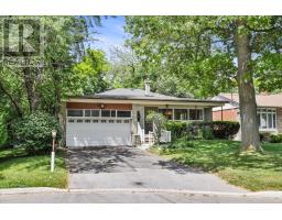 354 BETTY ANN DRIVE, Toronto, Ontario