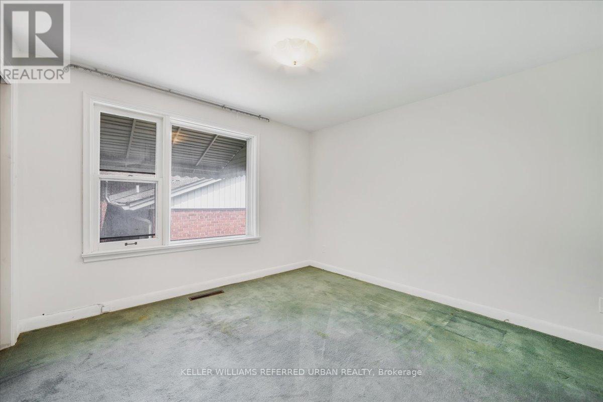 354 Betty Ann Drive, Toronto, Ontario  M2R 1B3 - Photo 25 - C12383559