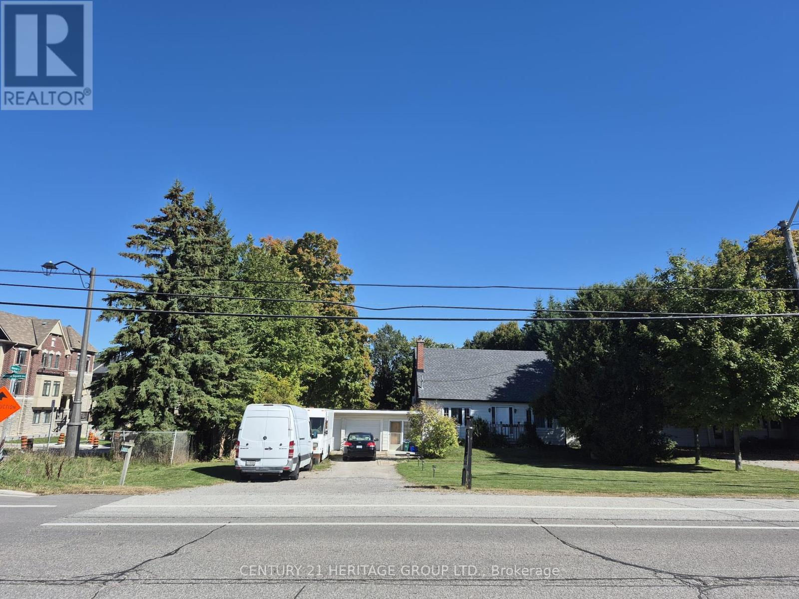 10911 Victoria Square Boulevard, Markham, Ontario  L6C 1J4 - Photo 3 - N12148912