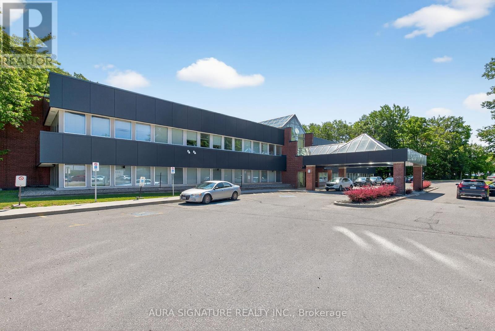 206 - 240 Penetanguishene Road, Midland, Ontario  L4R 4P4 - Photo 4 - S12432664