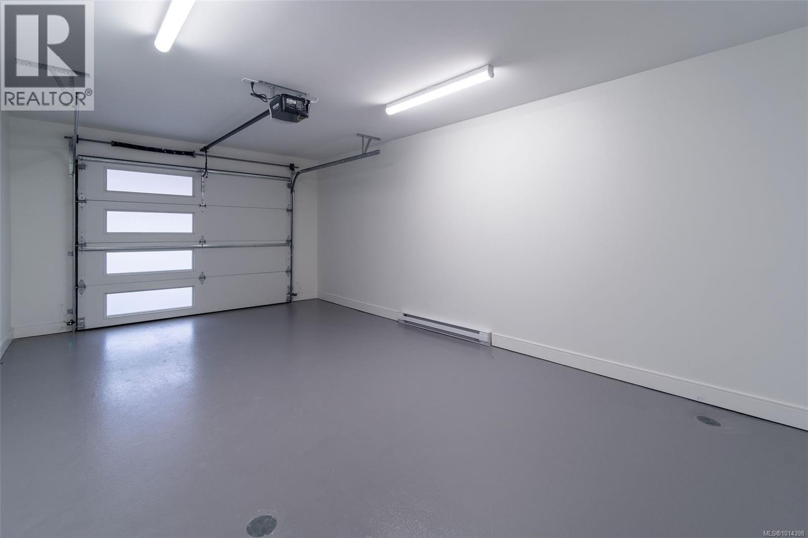 14 4253 Dieppe Rd, Saanich, British Columbia V8X 2N2 - Photo 28 - 1014398