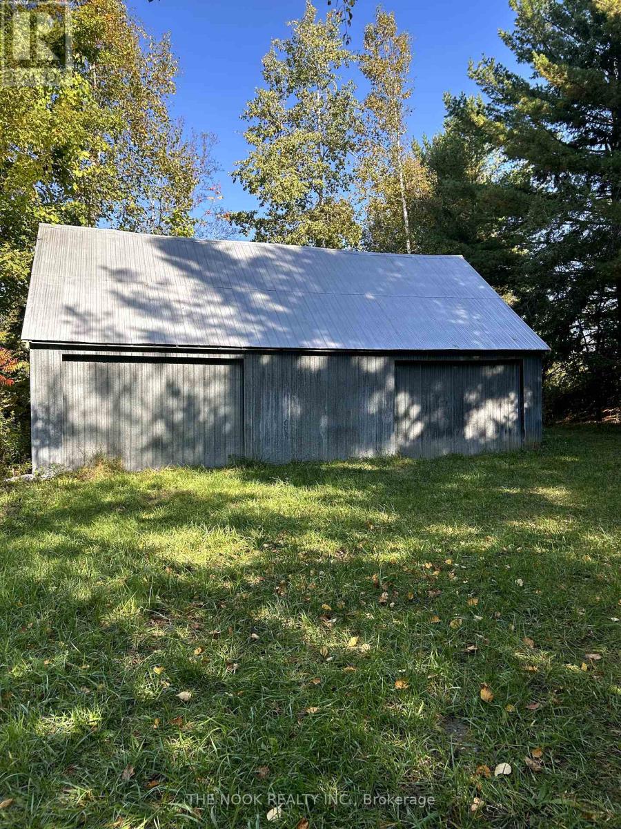 593 Pigeon Creek Road, Kawartha Lakes (Manvers), Ontario  L0B 1K0 - Photo 46 - X12432723