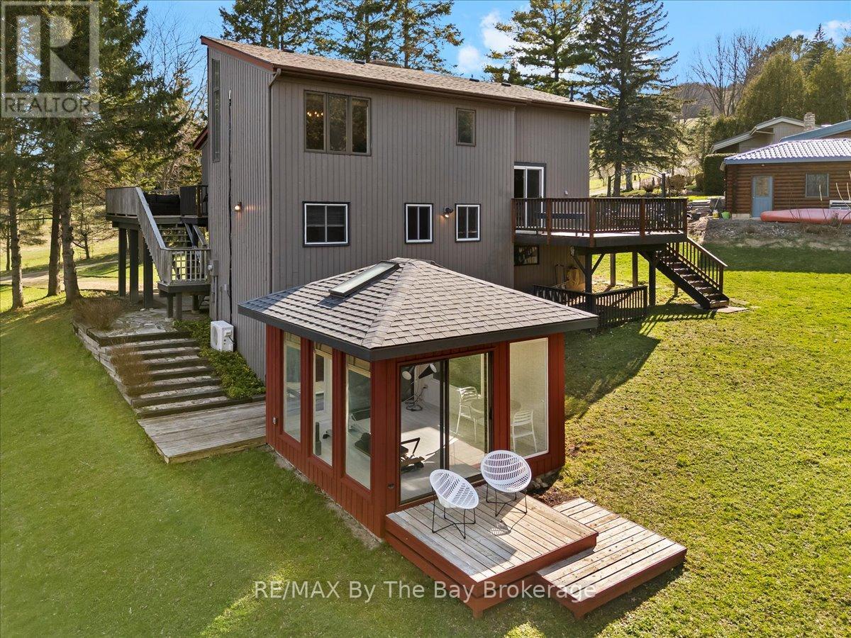 177 Talisman Mountain Drive, Grey Highlands, Ontario  N0C 1G0 - Photo 3 - X12317829